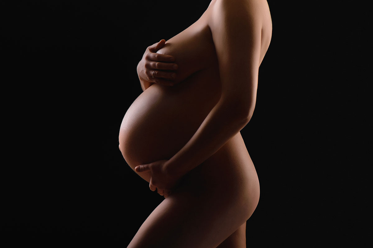 Maternity photographer