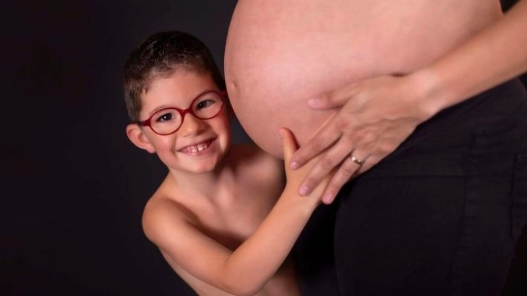 Maternity, Families