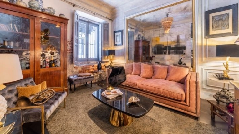 Architectural, Artistic, Vintage